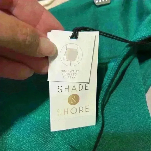 NWT Shade and Shore swim bottom - Picture 3 of 5